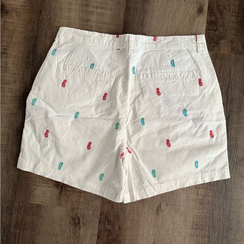 Fresh Brand Women’s White Shorts with Flip Flops Size 10